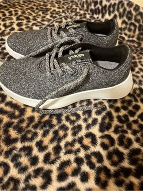 Allbird’s Women’s Wool Runner Go - Dark Grey